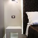 Piccolo Di Piazza Di Spagna 4*
