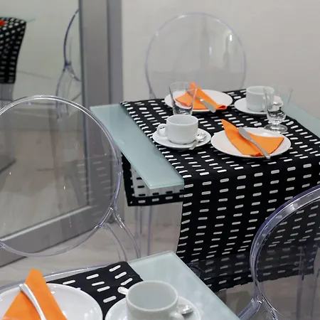 Piccolo Di Piazza Di Spagna 4*