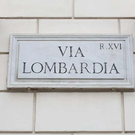 Piccolo Di Piazza Di Spagna Roma