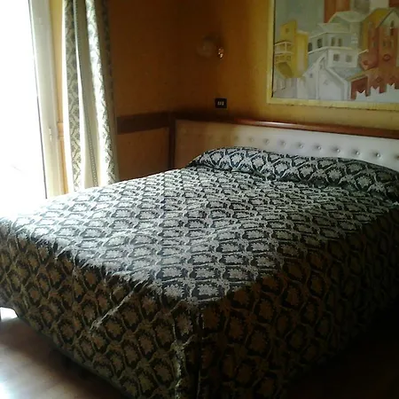 Affittacamere Piccolo Di Piazza Di Spagna