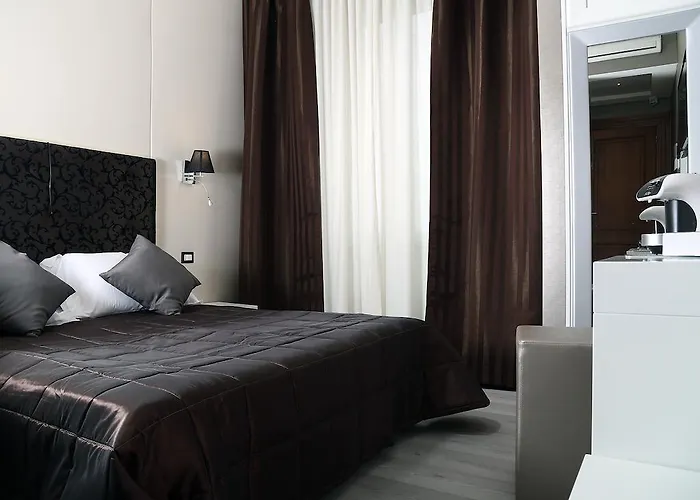 Piccolo Di Piazza Di Spagna Πανσιόν Ρώμη