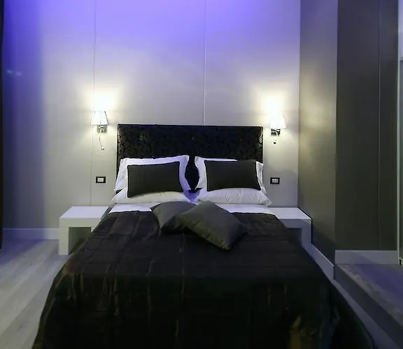 Piccolo Di Piazza Di Spagna