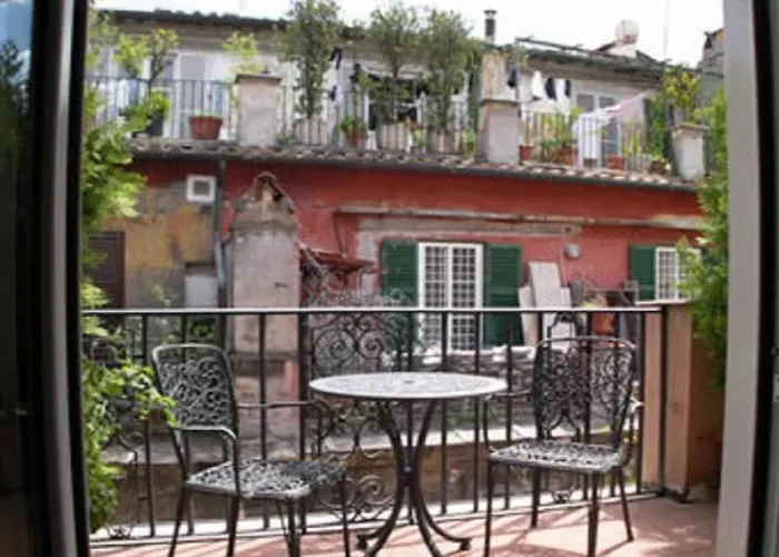 Piccolo Di Piazza Di Spagna 4*