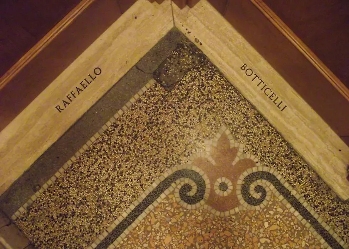 Piccolo Di Piazza Di Spagna