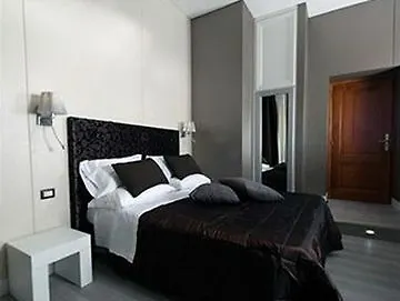 Piccolo Di Piazza Di Spagna Πανσιόν 4*