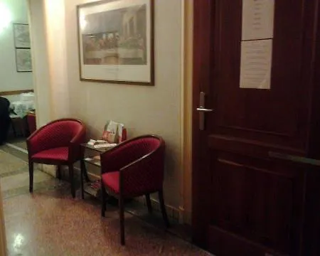 Piccolo Di Piazza Di Spagna Maison d'hôtes