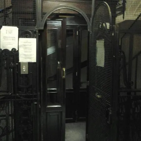 Piccolo Di Piazza Di Spagna